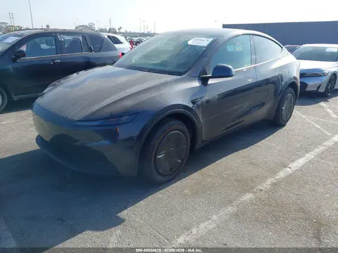 2026 Tesla Model Y All-wheel Drive/long Range Launch Series/premium All-wheel Drive VIN 7SAYGDEE0TA672396 фото 2