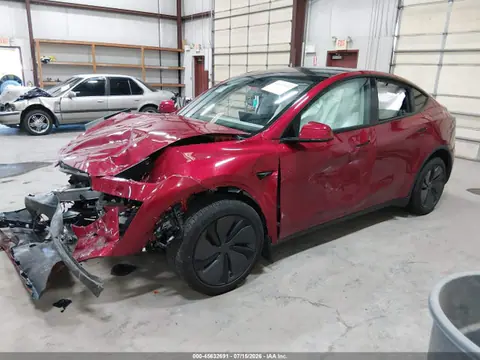 2026 Tesla Model Y All-wheel Drive/long Range Launch Series/premium All-wheel Drive VIN 7SAYGDEE6TF390587 фото 2