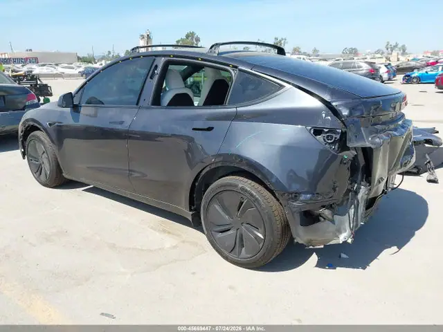 7SAYGDEE5TF570224 — 2026 Tesla Model Y ALL-Wheel Drive/Long Range Launch Series/Premium ALL-Wheel Drive, фото 3 с аукциона IAAI 30.09.2026, Задняя часть