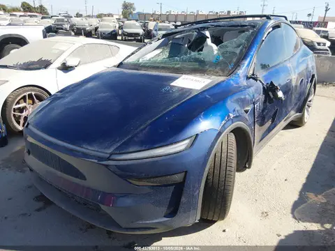 2026 Tesla Model Y All-wheel Drive/long Range Launch Series/premium All-wheel Drive VIN 7SAYGDEE8TF454841 фото 2