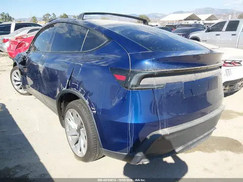 2026 Tesla Model Y All-wheel Drive/long Range Launch Series/premium All-wheel Drive VIN 7SAYGDEE8TF454841 фото 3
