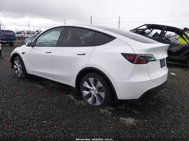 2023 Tesla Model Y Awd/long Range Dual Motor All-wheel Drive VIN 7SAYGDEE4PF808327 фото 3