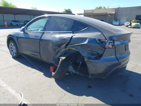 2023 Tesla Model Y Awd/long Range Dual Motor All-wheel Drive VIN 7SAYGAEE5PF640163 фото 3