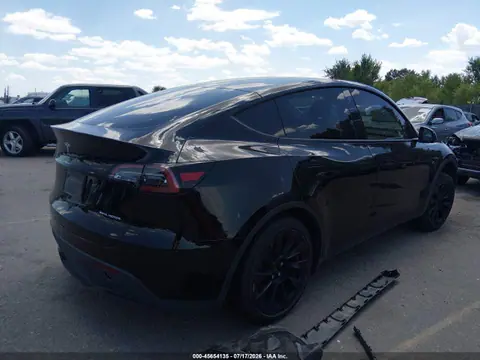 2023 Tesla Model Y Awd/long Range Dual Motor All-wheel Drive VIN 7SAYGDEE0PA125795 фото 4