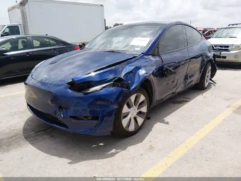 2023 Tesla Model Y Awd/long Range Dual Motor All-wheel Drive VIN 7SAYGDEEXPA158013 фото 2