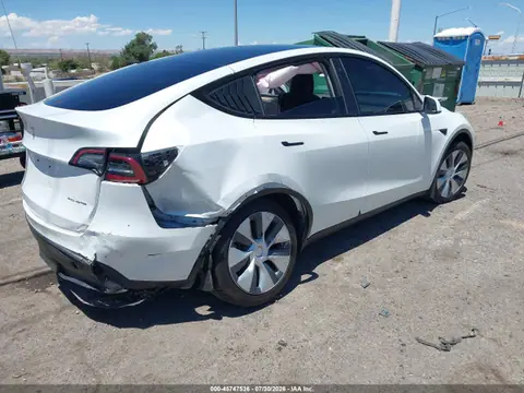 2023 Tesla Model Y Awd/long Range Dual Motor All-wheel Drive VIN 7SAYGDEE6PA130385 фото 4