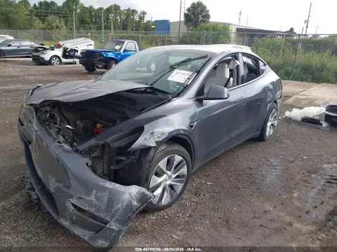 2023 Tesla Model Y Awd/long Range Dual Motor All-wheel Drive VIN 7SAYGDEE6PF854497 фото 2