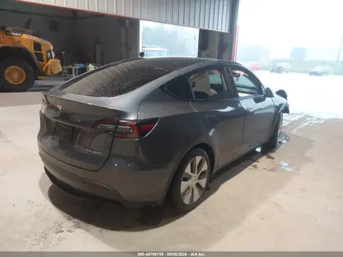 2023 Tesla Model Y Awd/long Range Dual Motor All-wheel Drive VIN 7SAYGDEE6PF854497 фото 4