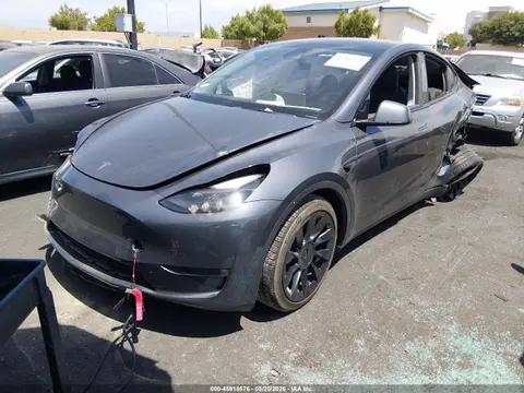 2023 Tesla Model Y Awd/long Range Dual Motor All-wheel Drive VIN 7SAYGAEE2PF829580 фото 2