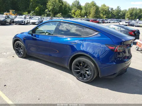 2023 Tesla Model Y Awd/long Range Dual Motor All-wheel Drive VIN 7SAYGDEEXPA074869 фото 3