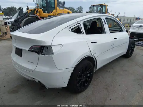 2023 Tesla Model Y Awd/long Range Dual Motor All-wheel Drive VIN 7SAYGDEE1PF708234 фото 4