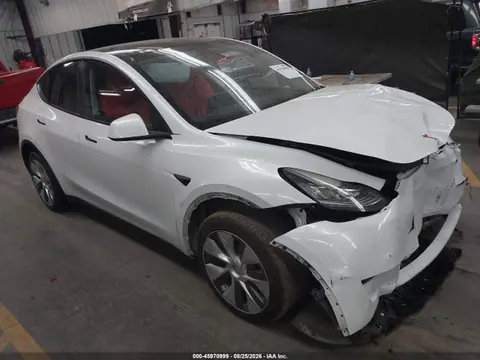 7SAYGDEE8PA098569 — 2023 Tesla Model Y AWD/Long Range Dual Motor ALL-Wheel Drive, Передняя часть (Front End), фото до ремонта
