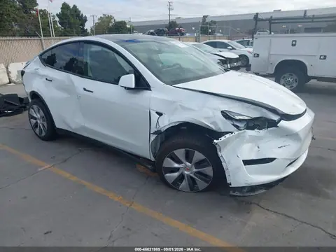 7SAYGDEE6PF597583 — 2023 Tesla Model Y AWD/Long Range Dual Motor ALL-Wheel Drive, Естественный износ (Normal Wear & Tear), фото до ремонта