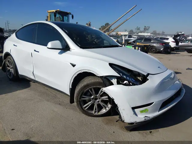 7SAYGDEE6PA030786 — 2023 Tesla Model Y AWD/Long Range Dual Motor ALL-Wheel Drive, Передняя часть (Front & Rear), фото до ремонта