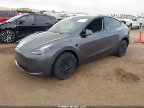 2023 Tesla Model Y Awd/long Range Dual Motor All-wheel Drive VIN 7SAYGAEE8PF842592 фото 2