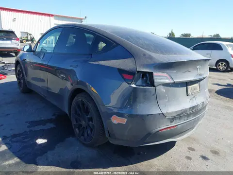2020 Tesla Model Y Long Range Dual Motor All-wheel Drive VIN 5YJYGDEE0LF051305 фото 3