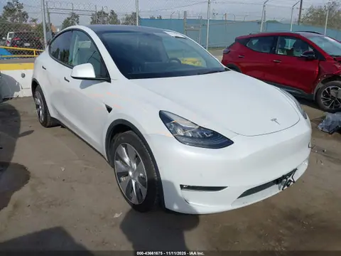 5YJYGDEE0MF161210 — 2021 Tesla Model Y Long Range Dual Motor ALL-Wheel Drive, Задняя часть (Rear), фото до ремонта