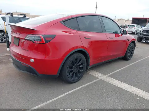 2021 Tesla Model Y Long Range Dual Motor All-wheel Drive VIN 5YJYGDEE8MF084621 фото 4