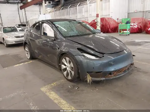 5YJYGDEE7MF094895 — 2021 Tesla Model Y Long Range Dual Motor ALL-Wheel Drive, Передняя часть (Front & Rear), фото до ремонта