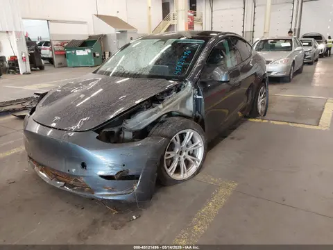 2021 Tesla Model Y Long Range Dual Motor All-wheel Drive VIN 5YJYGDEE7MF094895 фото 2