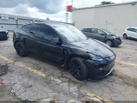 5YJYGDEE3MF176221 — 2021 Tesla Model Y Long Range Dual Motor ALL-Wheel Drive, Передняя часть (Front End), фото до ремонта