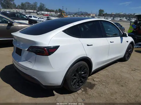 2021 Tesla Model Y Long Range Dual Motor All-wheel Drive VIN 5YJYGDEE5MF287210 фото 4