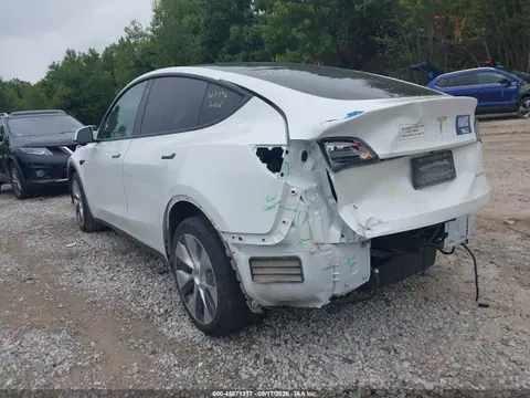 2021 Tesla Model Y Long Range Dual Motor All-wheel Drive VIN 5YJYGDEE4MF305776 фото 3