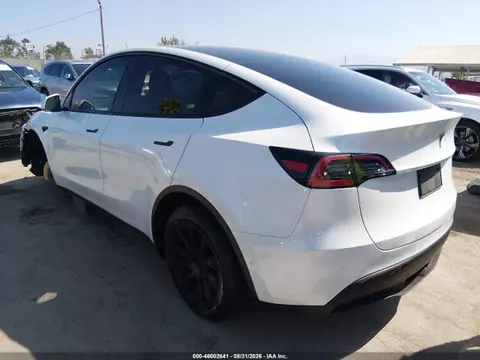2021 Tesla Model Y Long Range Dual Motor All-wheel Drive VIN 5YJYGAEE2MF230798 фото 3