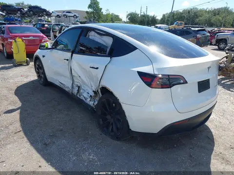 2021 Tesla Model Y Long Range Dual Motor All-wheel Drive VIN 5YJYGDEE9MF304560 фото 3
