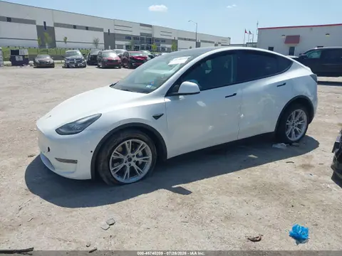 2022 Tesla Model Y Long Range Dual Motor All-wheel Drive VIN 7SAYGDEE2NF320572 фото 2