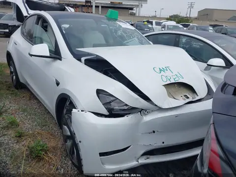 7SAYGDEE6NF561065 — 2022 Tesla Model Y Long Range Dual Motor ALL-Wheel Drive, Передняя часть (Front & Rear), фото до ремонта