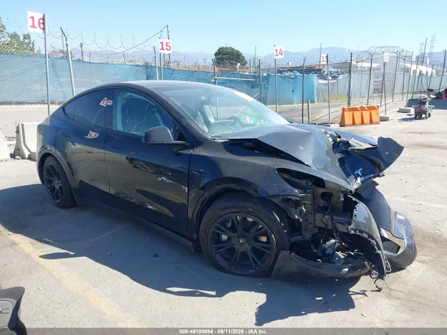 2022 Tesla Model Y Long Range Dual Motor All-wheel Drive VIN 7SAYGAEE2NF377398 фото 1