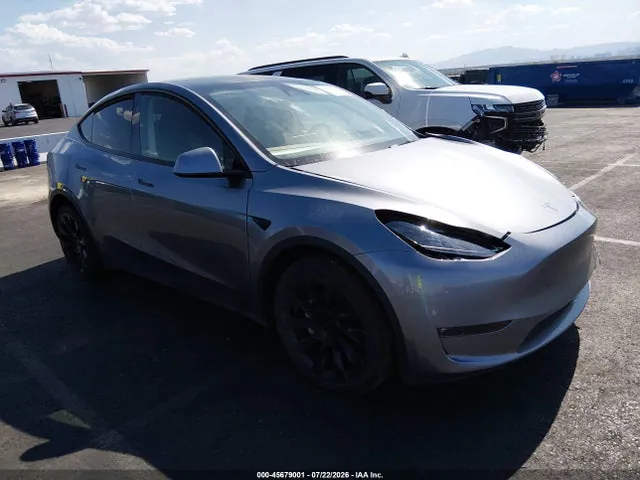 2024 Tesla Model Y Long Range Dual Motor All-wheel Drive VIN 7SAYGAEEXRF204685 фото 1