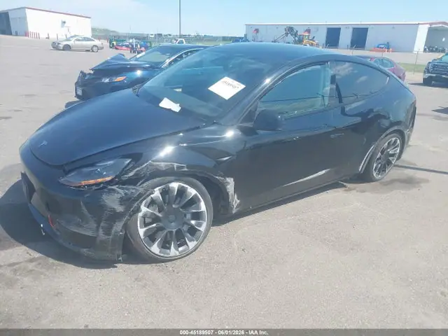 2025 Tesla Model Y Long Range Dual Motor All-wheel Drive VIN 7SAYGDEE7SF308333 фото 2