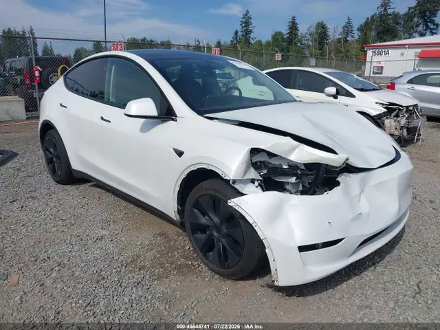 7SAYGDEE4SF284279 — 2025 Tesla Model Y Long Range Dual Motor ALL-Wheel Drive, Передняя часть (Front End), фото до ремонта