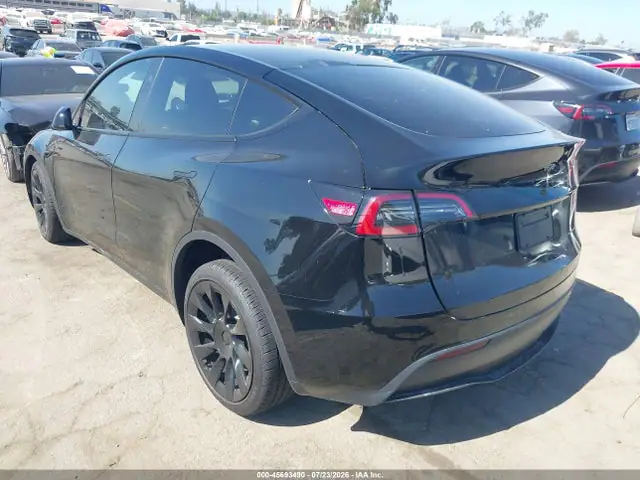 7SAYGDEE6SF299530 — 2025 Tesla Model Y Long Range Dual Motor ALL-Wheel Drive, фото 3 с аукциона IAAI 14.10.2026, Передняя часть справа