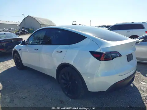 2021 Tesla Model Y Long Range VIN 5YJYGDEE8MF257621 фото 3
