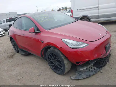 7SAYGDEEXNF568438 — 2022 Tesla Model Y Long Range, Передняя часть слева (Left Front), фото до ремонта