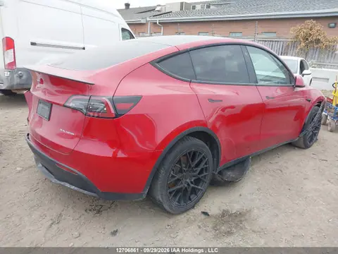 2022 Tesla Model Y Long Range VIN 7SAYGDEEXNF568438 фото 4