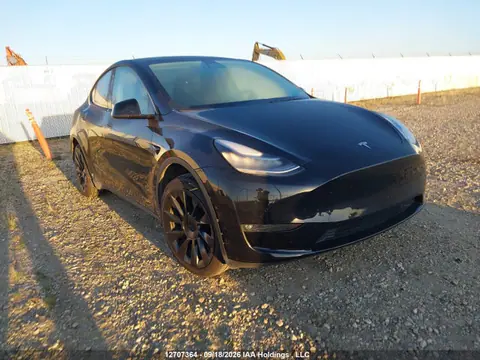 7SAYGDEE5NF469395 — 2022 Tesla Model Y Long Range, Передняя часть (Front), фото до ремонта