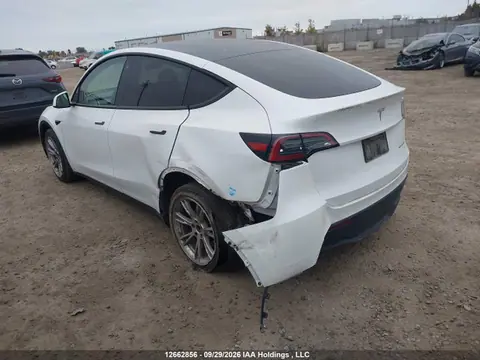 2023 Tesla Model Y Long Range VIN LRWYGDEE4PC081729 фото 3