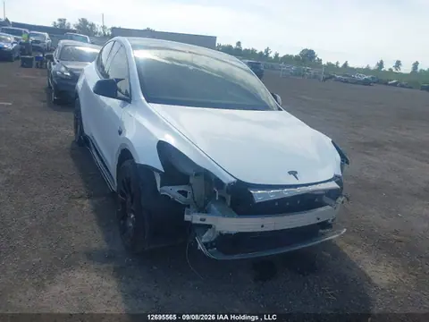 2023 Tesla Model Y Long Range VIN 7SAYGAEE8PF756750 фото 1