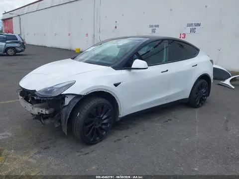2021 Tesla Model Y Performance Dual Motor All-wheel Drive VIN 5YJYGDEF5MF146713 фото 2