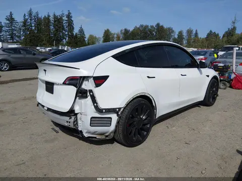 2021 Tesla Model Y Performance Dual Motor All-wheel Drive VIN 5YJYGDEF2MF258224 фото 4