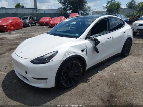 2022 Tesla Model Y Performance Dual Motor All-wheel Drive VIN 7SAYGDEF1NF445491 фото 2