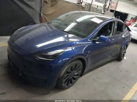 2023 Tesla Model Y Performance Dual Motor All-wheel Drive VIN 7SAYGDEF0PF698157 фото 2