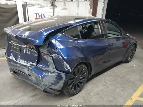 2023 Tesla Model Y Performance Dual Motor All-wheel Drive VIN 7SAYGDEF0PF698157 фото 4
