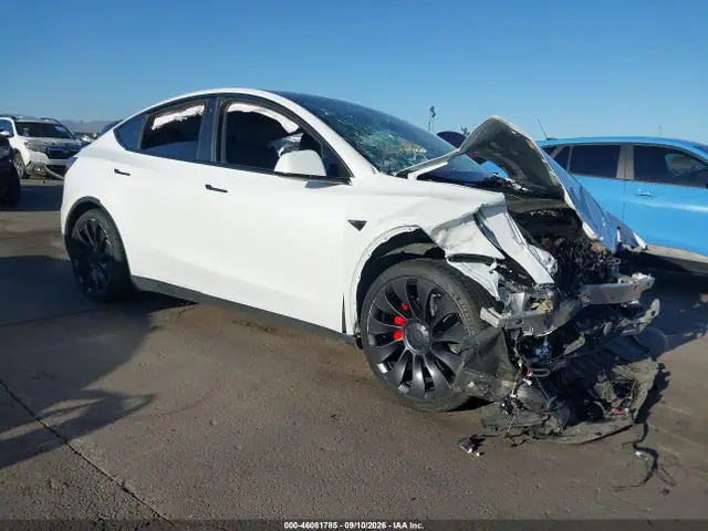 7SAYGDEF0PF659522 — 2023 Tesla Model Y Performance Dual Motor ALL-Wheel Drive, Передняя часть (Front End), фото до ремонта