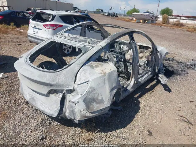 7SAYGDEF7RF057767 — 2024 Tesla Model Y Performance Dual Motor ALL-Wheel Drive, фото 4 с аукциона IAAI 29.09.2026, Повреждения со всех сторон