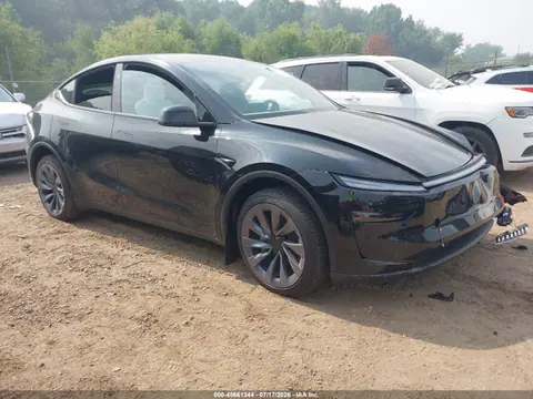 7SAYGDED3TF635854 — 2026 Tesla Model Y Premium Rear-Wheel Drive/Rear-Wheel Drive, Передняя часть (Front End), фото до ремонта